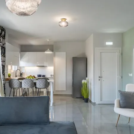 Nisimos Modern Apartment Hersonissos (Crete)