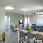 شقة Nisimos Modern