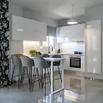 Nisimos Modern شقة
