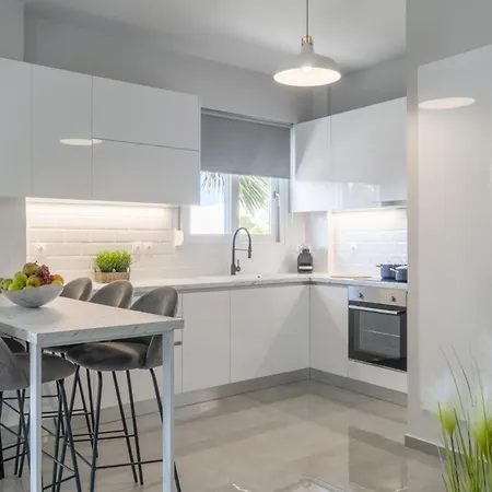 Nisimos Modern * Херсонісос